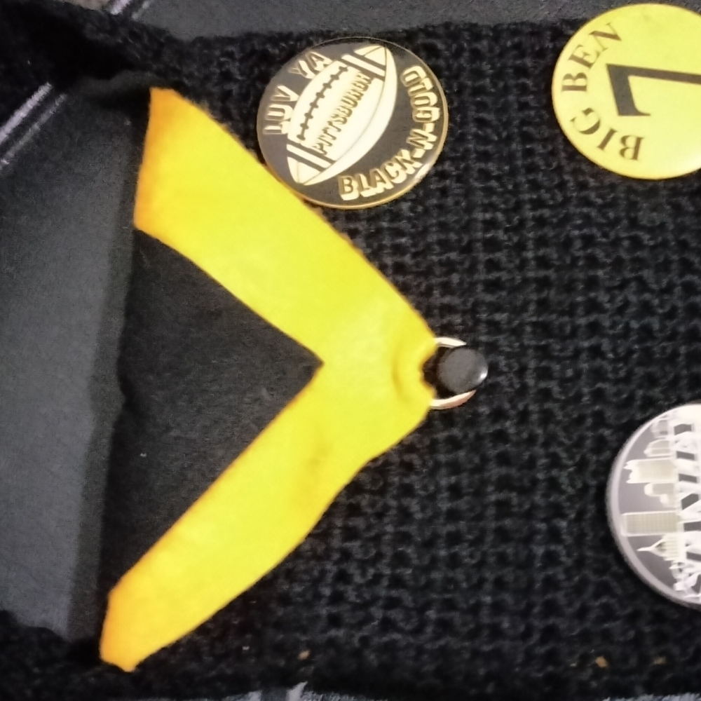 NFL Crotchet Bag - Picture 3 of 4